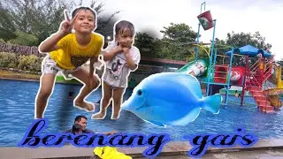 @KakDzico Berenang sama Gavin main perosotan