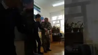 😂