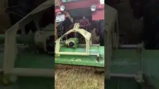Т 30 косит траву