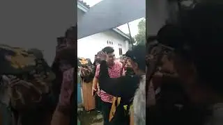 Viral syuting uang kaget dibintangi oleh artis Aldi Taher Jayanti kabupaten Tangerang