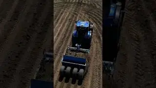 Leveling land #newholland #tractor #kilveren #shorts #agriculture #subscribe #farming #cultivation