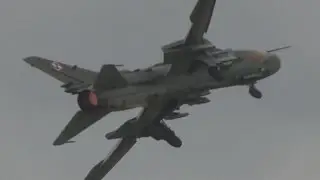 SUKHOI SU-22 DEMO TEAM [PolAF] - FULL AFTERBURNER SHOW!!!