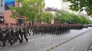 В готовност преди военния парад 6 май 2019 г.