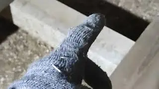 вытягиваю упавший потолок на бане