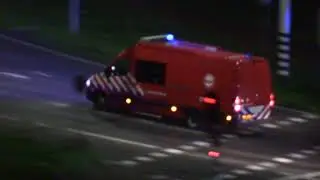 #Brandweer #Capelle 17-1111 onderweg persoon te water #Barendrecht