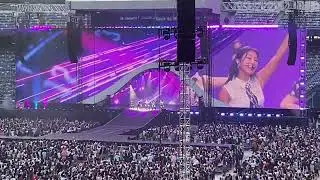 TWICE: SET ME FREE, I CANT STOP ME live from the METLife stadium