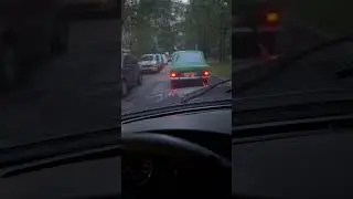 Сломалась Волга - на буксире у Москвича