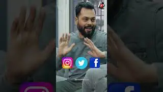Candy Bar Phone Vs Foldable Phone - The Ultimate Challenge⚡️ 