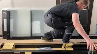 Сборка раздвижных дверей для шкафа Пакс ИКЕА