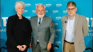 Darío Villanueva en el seminario Rubén Darío en defensa de la educación