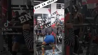 ¡50 Kilos en sentadilla libre!!Que barbara! 14 años #fitgirl #noexcuses #squatsworkout #squats