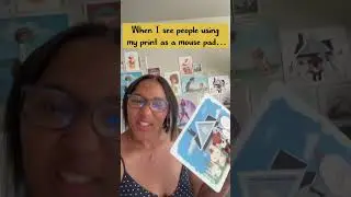 ITS NOT A MOUSEPAD?! I SWEAR!!! #funnyshorts #relatable #artist #artistalley
