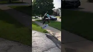Battle to Heelflip the Gap! #skateboarding #heelflip #skategirl