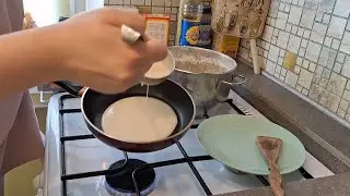 cooking with Nadia/готовим блины со сгущёнкой