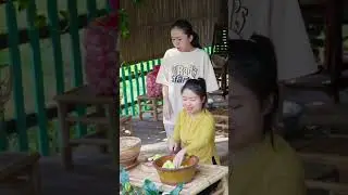 Bé Dzàng xuống nhà chồng Tú chơi. Làm chân gà sốt Thái đặc biệt