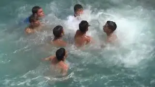 Big waves. Большие волны. Dangerous moments on the water.