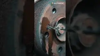 Handige tip: hoe een schroef te verwijderen | AUTODOC #shorts