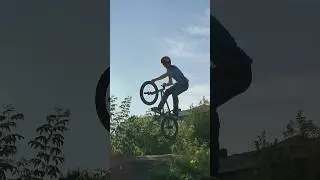 Тормазнул покрышку ✊