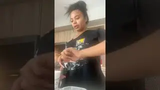 Brooklyn Queen makes Chia pudding 🤮