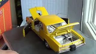 Pontiac GTO - Sun Star 1:18
