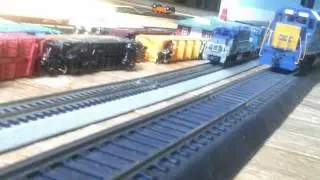 HO Scale VS N Scale CSX GP38-2's