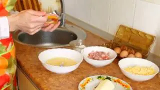 Омлет с ветчиной, сыром и зеленью (Омлет 