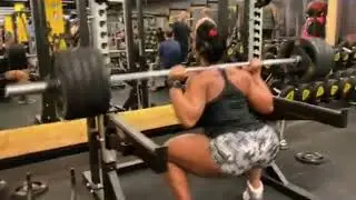 Iron glutes - Alessandra Alves De Lima 24 yo