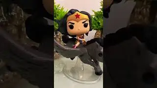 Funko Pop Mulher Maravilha