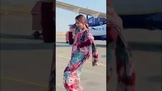 टिकट कटा ले