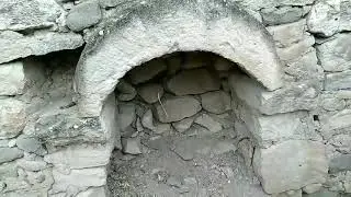 DEFİNE İŞARETLERİ PAPAZIN MEZARI YIĞMA MEZARI İNANILMAZ  BÜYÜK ŞÖMİNE  KASASINI  AÇTIMIZ YER