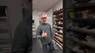 👟👀 Come tour @PUMA's showroom in NYC with Fashion & Textiles major Erleen Rosso #puma #fashion