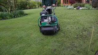 Lawn Master - Aeration with Geraint Scannell