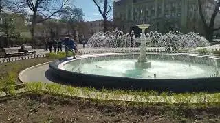 Включили фонтан!⛲Центр Одессы 4.04.2024