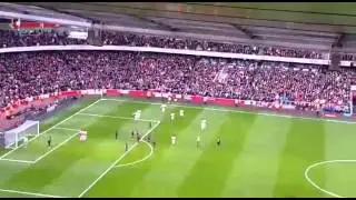 Mesut Özil Amazing Free kick [Arsenal-Liverpool]