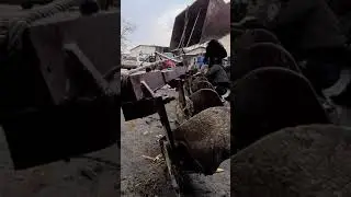 После полевых испытаний выяснилось что плуг немного кривой😆