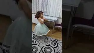Zehra Evde Dans Yapıyor 2019