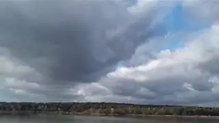 Набережная ячинского водохранилища // идём по набережной