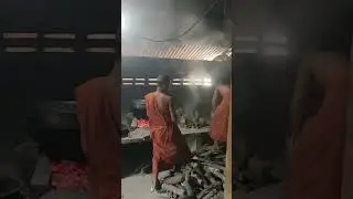 ព្រះសង្ឃ ដាំចង្ហាន់ ត្រង់