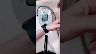 Apple Watch 8 тест пульсометра (omron) как измеряют пульс Apple Watch Series 8