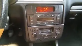 Peugeot 406: Beeping of radio without correct code