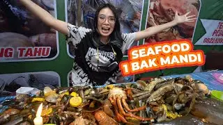 SEAFOOD BY THE SIDE 50,000!? USE A CHILD'S BATH BASIN WKWK