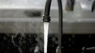 Detectan niveles tóxicos de plomo en grifos de Watts, ¿Cómo afecta a la salud?