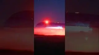 GROUND FOG in the EARLY MORNING KLM 787 landing at #schiphol #planespotting #shorts #klm