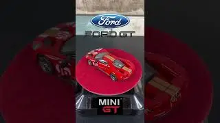 Mini GT - Ford GT Alan Mann Heritage Edition