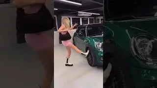Mini is completely ex-girlfriend proof 🚙