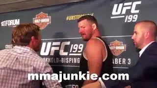 Michael Bisping Hilarious Burn on Luke Rockhold