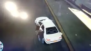 Taxi 2 в Grand theft auto IV заклинило клаксон на полицейской машине