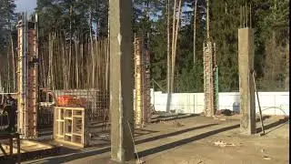 Колонны на угловых элементах.