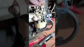 Do This If Your Snowblower Tecumseh Carburetor Leaks Fuel  #shorts #donyboy73 #mechanic