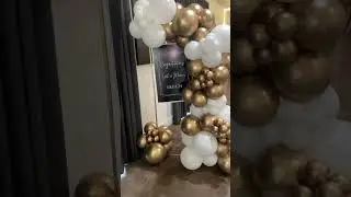 Wedding Welcome Sign w/Gold Balloon Decor✨